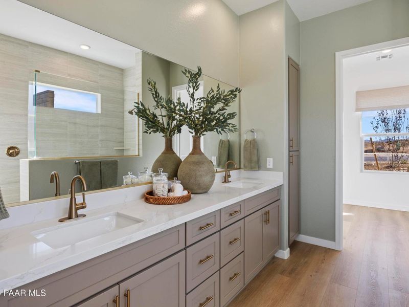 Furnished interior view inside a new home in Hidden Hills, Prescott (Image 37).