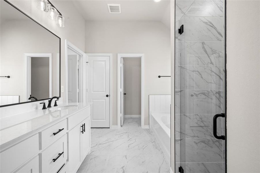 707 Shadle- Primary Suite (3 of 6)