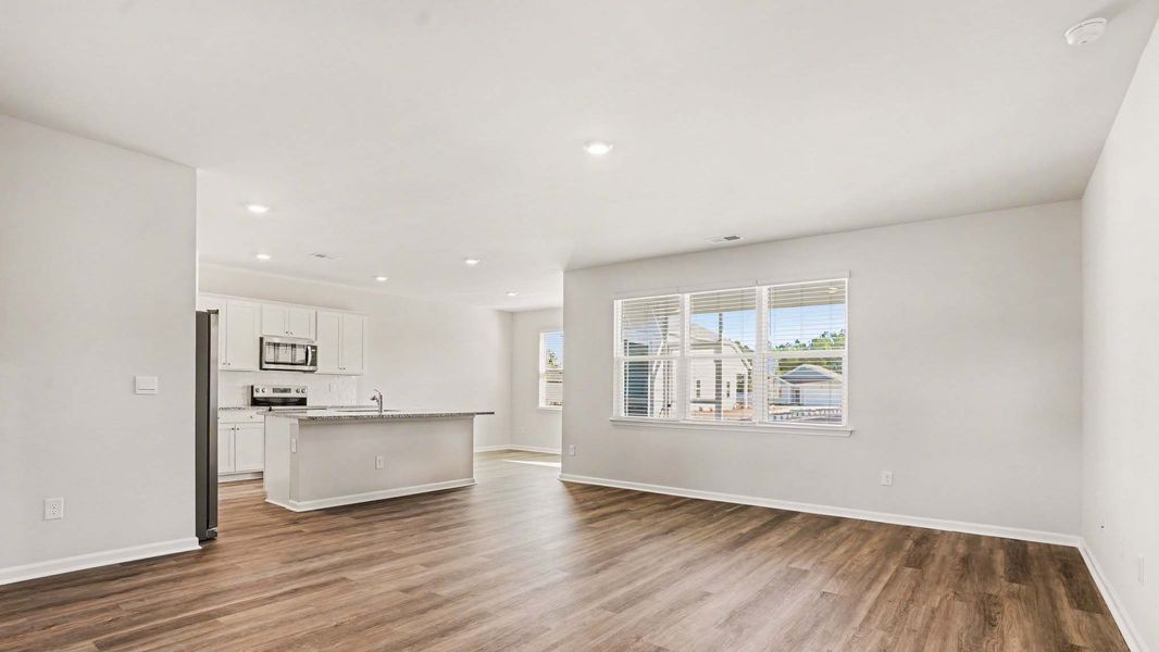 Spacious, unfurnished interior of a new home in Preserve at Cypress Commons, Conway (Image 7).