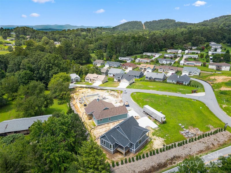 Image 27 of a home in .