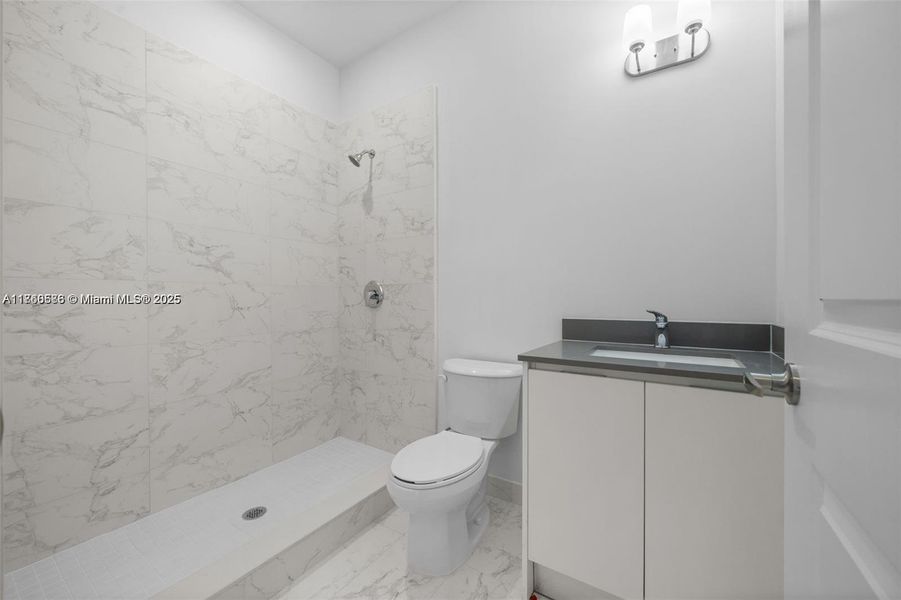 Image 11 of a home in .