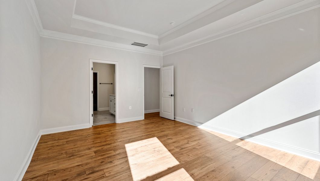 Spacious, unfurnished interior of a new home in Seven Oaks, Greenwood (Image 20).
