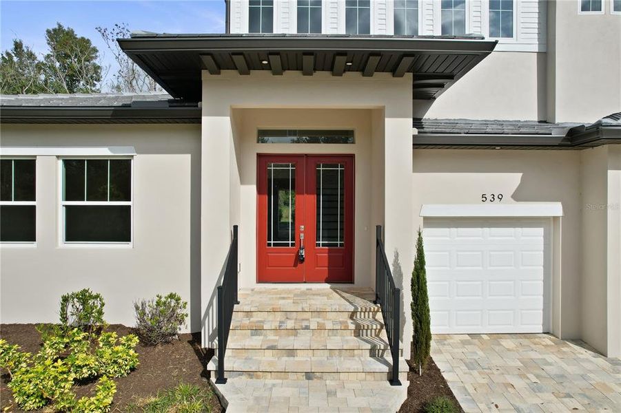 Exterior details and patio area of a home in , Apopka (Image 3).