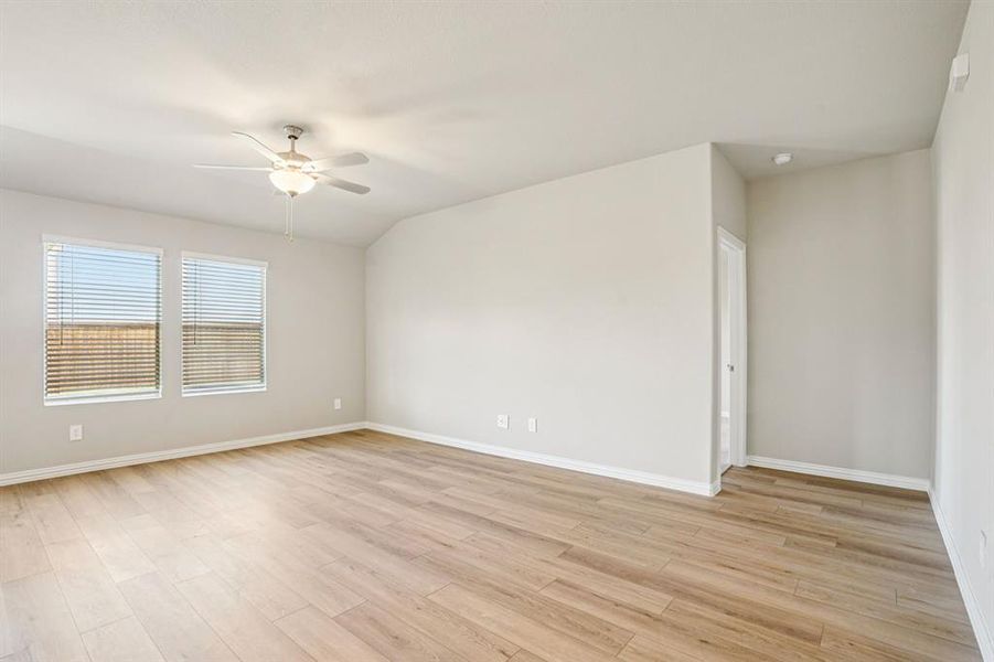 Photo is not of the actual home, but is an inspirational photo of builder’s model home and may depict options, furnishings, and/or decorator features that are not included.