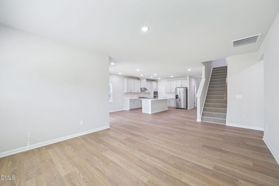 8-web-or-mls-Raleigh - Oak Manor - 713 D