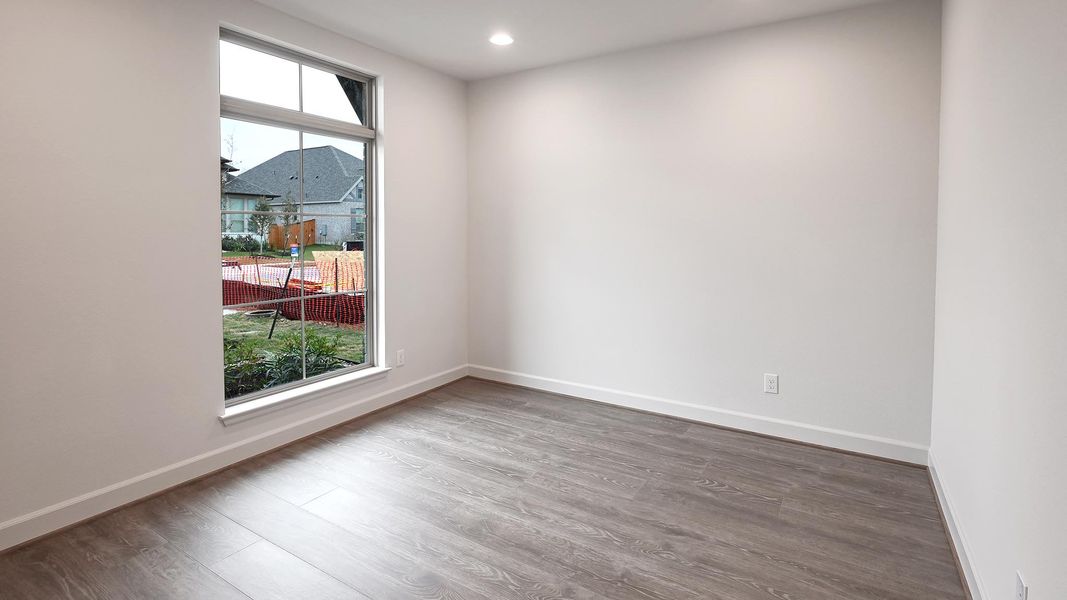 Spacious, unfurnished interior of a new home in Crosswinds 50', Kyle (Image 12).