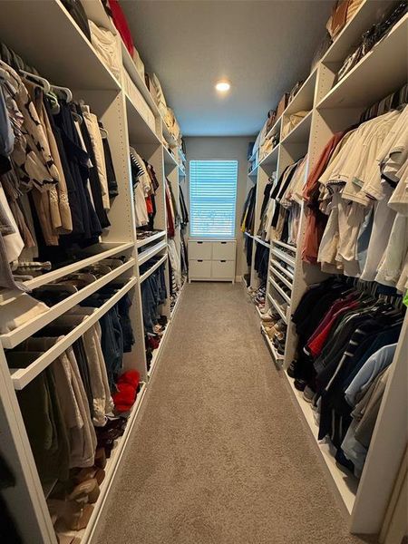 Close-up of interior finishes inside a home in , St. Cloud (Image 19). Close-up of interior finishes inside a home in , St. Cloud (Image 19).