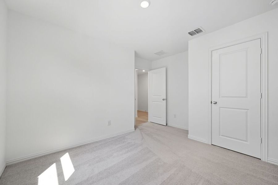 Spacious, unfurnished interior of a new home in River Ridge, Crandall (Image 24). Spacious, unfurnished interior of a new home in River Ridge, Crandall (Image 24).