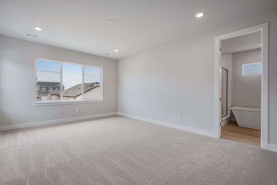 Spacious, unfurnished interior of a new home in The Aurora Highlands, Aurora (Image 35). Spacious, unfurnished interior of a new home in The Aurora Highlands, Aurora (Image 35).