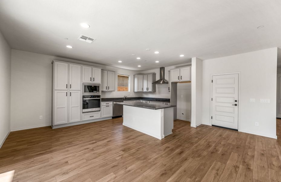 Furnished interior view inside a new home in Foothills at Northpointe, Peoria (Image 14). Furnished interior view inside a new home in Foothills at Northpointe, Peoria (Image 14).