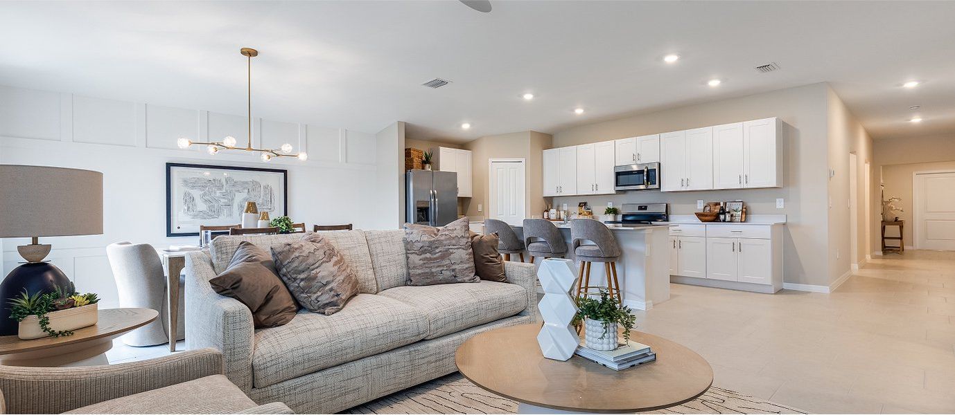 Florida CORE N004 Dawn Family 1of3 F1 Base7