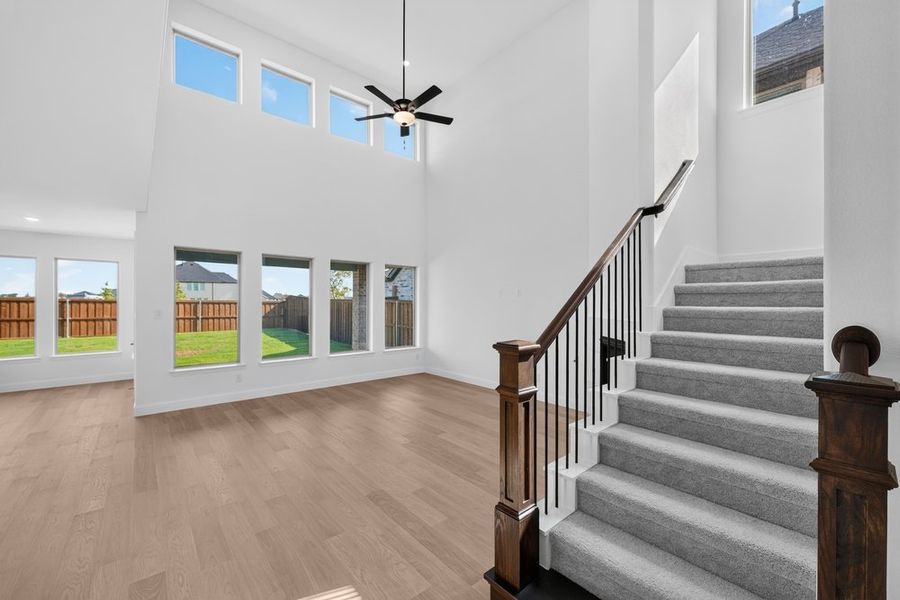 Spacious, unfurnished interior of a new home in Cross Creek Meadows, Celina (Image 38).