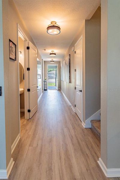 Spacious, unfurnished interior of a new home in Seasons at Lakeside Forest, Tavares (Image 18).