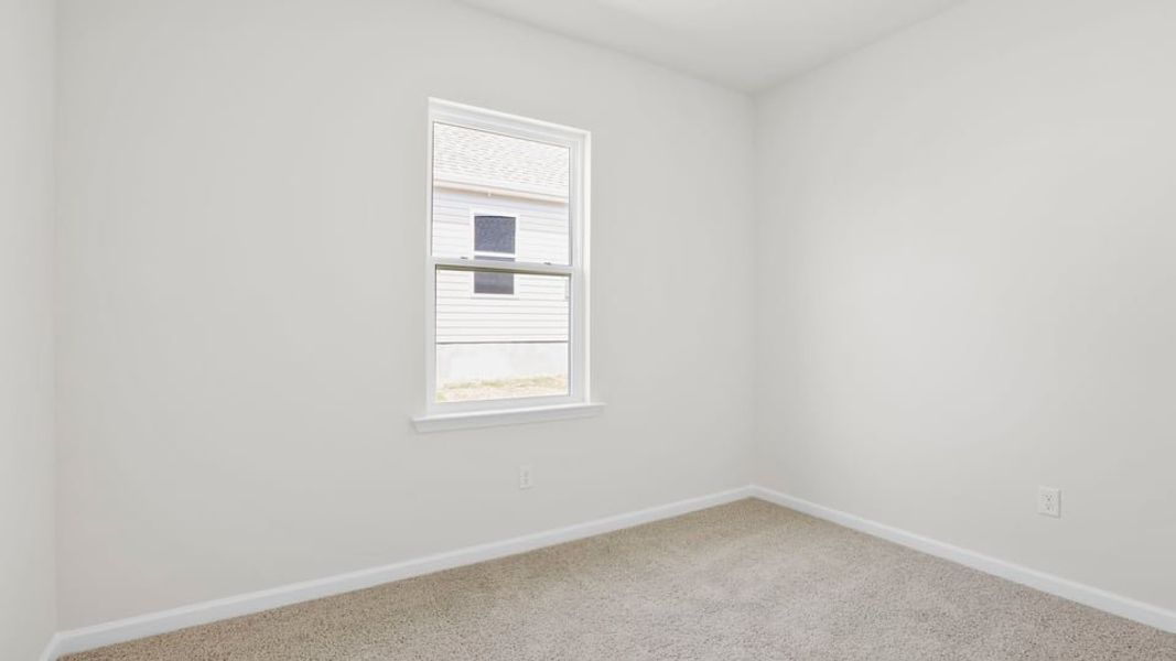 Spacious, unfurnished interior of a new home in Hunters Ridge, Woodruff (Image 25).