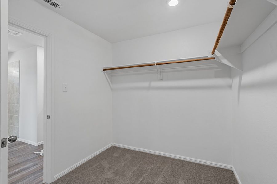 Representative furnished interior of a home built from the TEXAS CALI by D.R. Horton in Faculty Row, Abilene (Image 21).