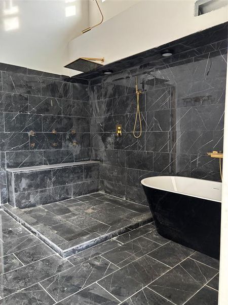 Furnished interior view inside a new home in , Dallas (Image 8).