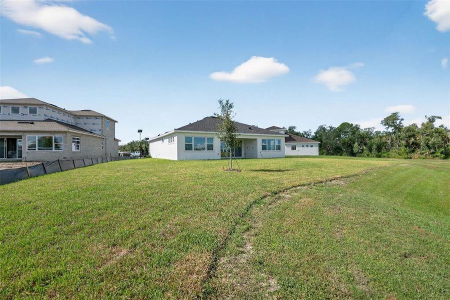 Exterior details and patio area of a home in , Parrish (Image 2).