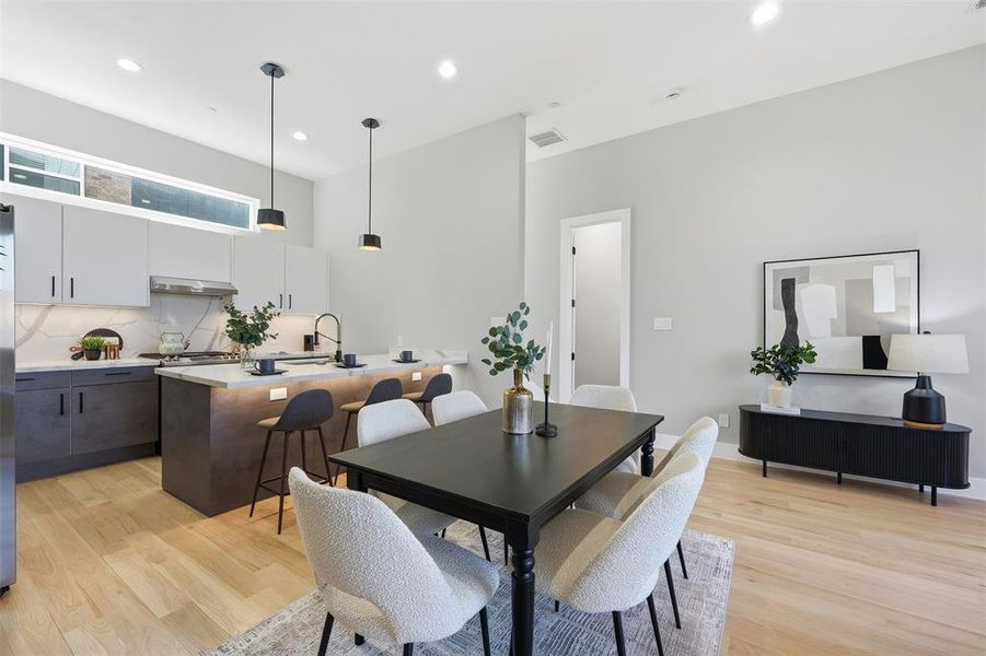 Furnished interior view inside a new home in , Dallas (Image 18).