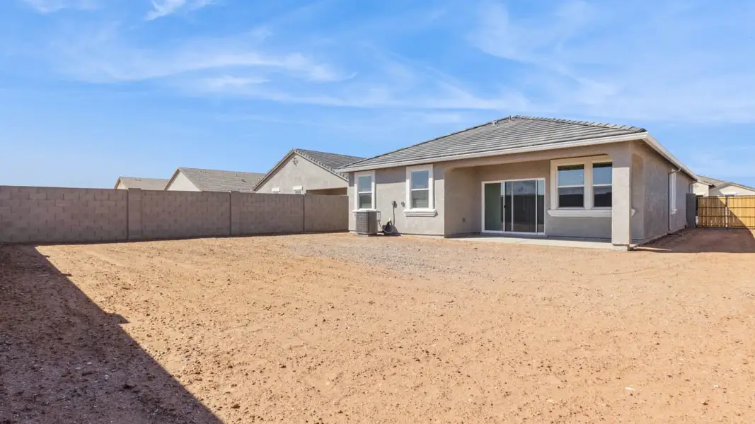 Exterior details and patio area of a home in Sorrento, Maricopa (Image 3).