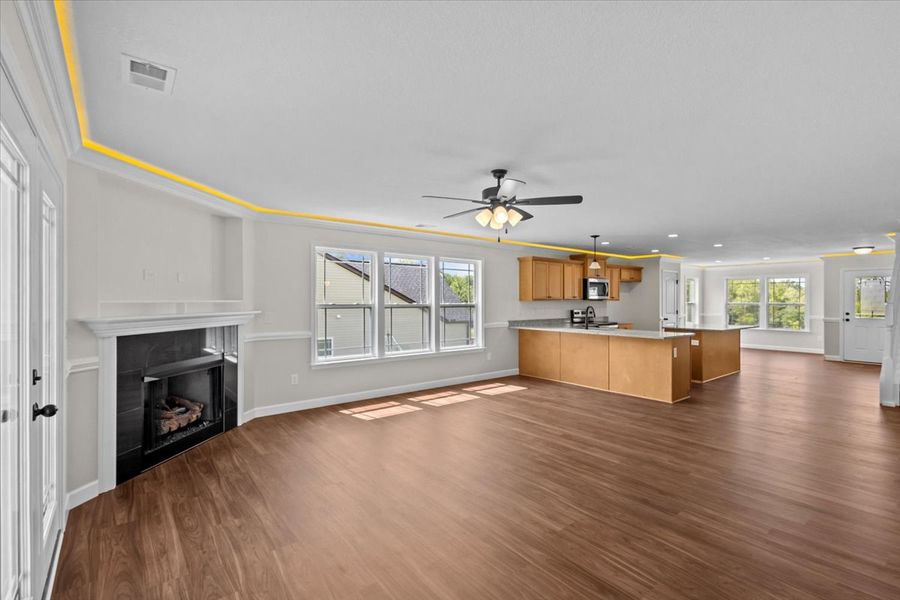 Representative unfurnished interior of a home built from the Ridge by Enchanted Homes in Lonesome Dove, San Antonio (Image 17).