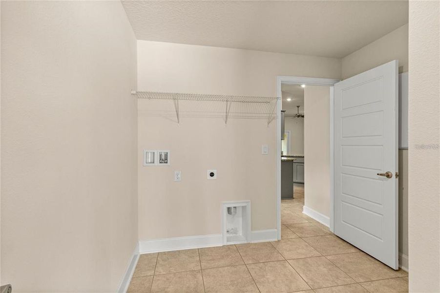 Spacious, unfurnished interior of a new home in Arbor Park, Leesburg (Image 15). Spacious, unfurnished interior of a new home in Arbor Park, Leesburg (Image 15).