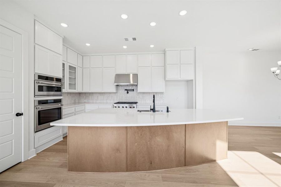 Furnished interior view inside a new home in Walsh Cottage, Fort Worth (Image 6).