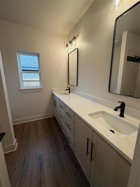 Furnished interior view inside a new home in , Abilene (Image 4).