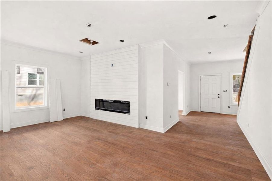 Spacious, unfurnished interior of a new home in , Decatur (Image 6).