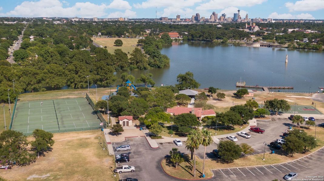 Image 75 of a home in .