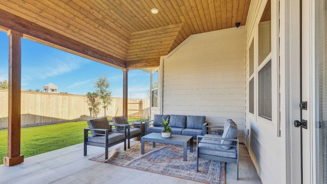 *Photos may not be of actual home. Photos may be of similar home/floorplan.
