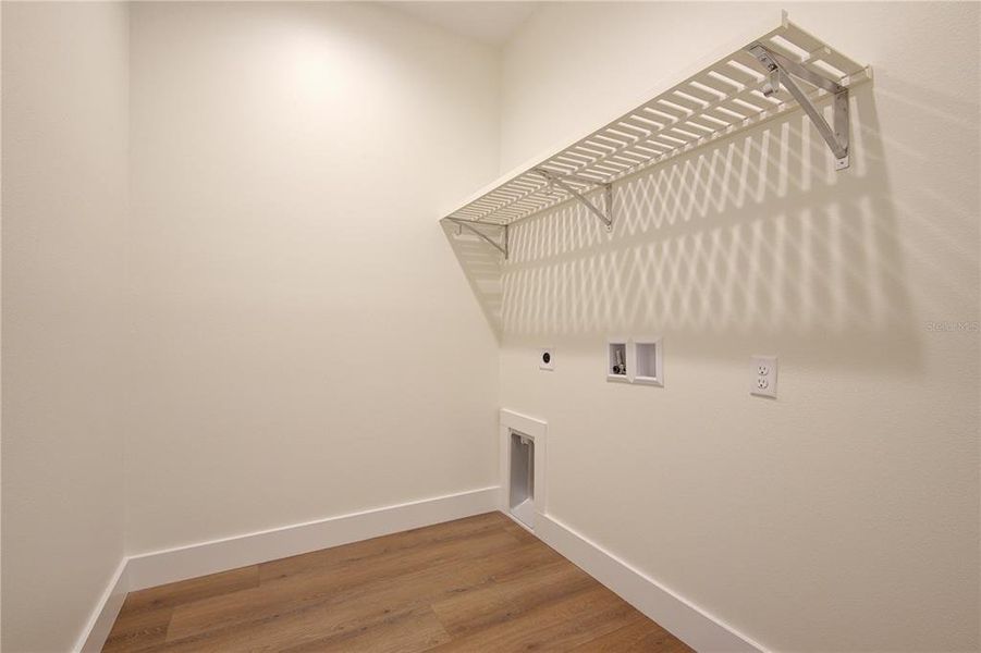 Spacious, unfurnished interior of a new home in , Mount Dora (Image 42).