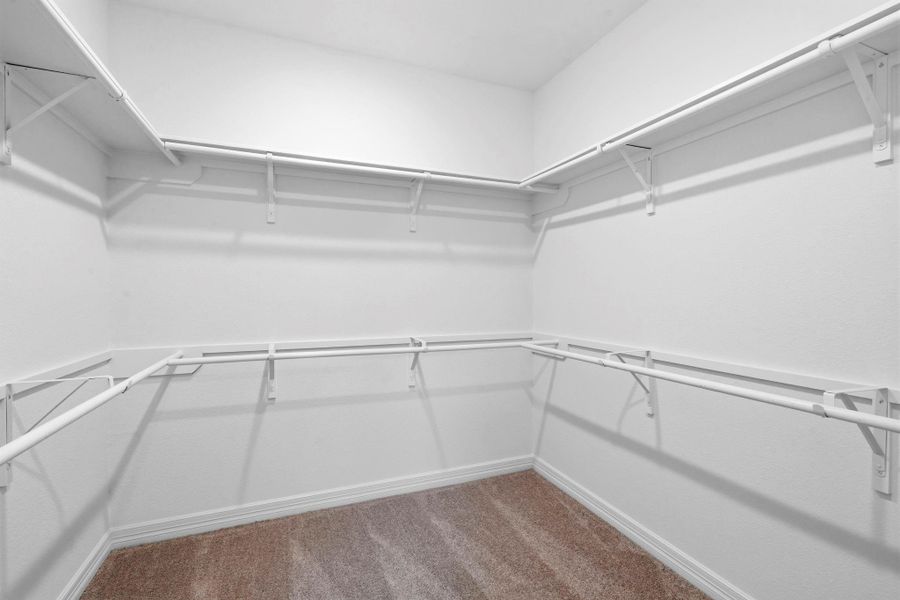 Spacious, unfurnished interior of a new home in Brookewater, Rosenberg (Image 27).
