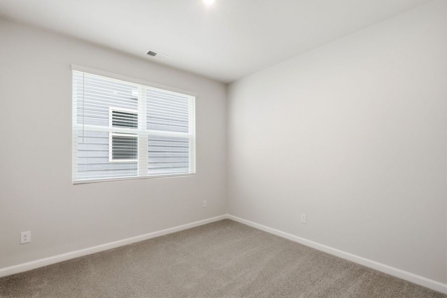 Spacious, unfurnished interior of a new home in Westfall, Gastonia (Image 21).