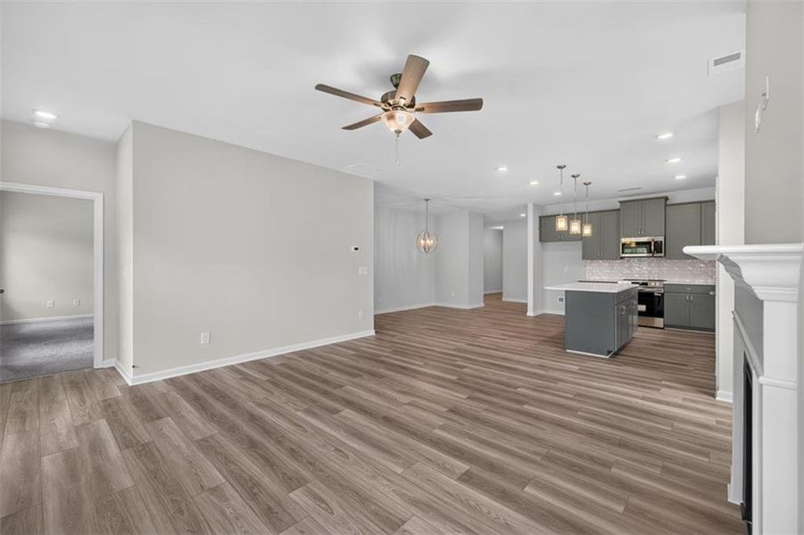 Spacious, unfurnished interior of a new home in Summerfield Place, Carrollton (Image 17).