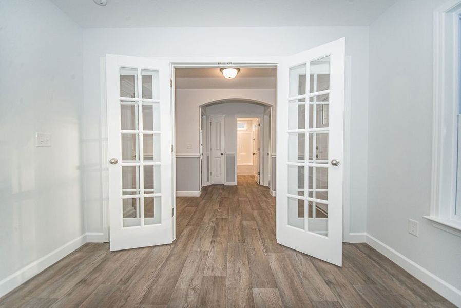Representative unfurnished interior of a home built from the Arcadimont by Enchanted Homes in Lonesome Dove, San Antonio (Image 16).