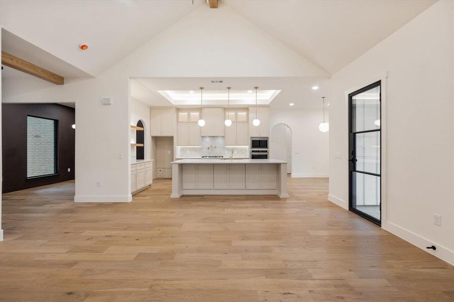 Spacious, unfurnished interior of a new home in , Corsicana (Image 21).