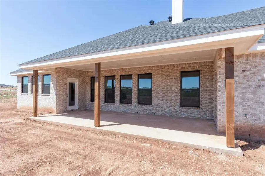 Exterior details and patio area of a home in , Abilene (Image 3).