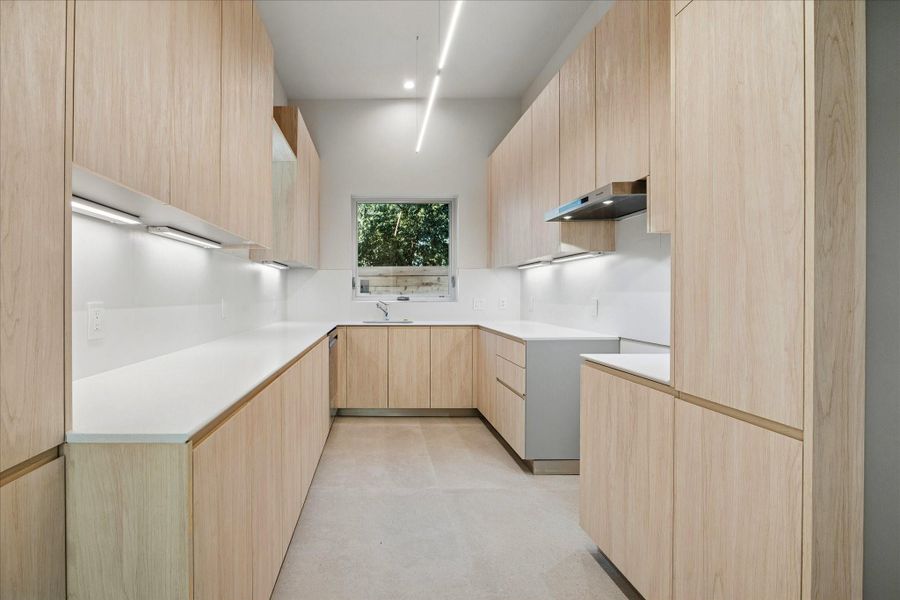 Furnished interior view inside a new home in , Houston (Image 7). Furnished interior view inside a new home in , Houston (Image 7).