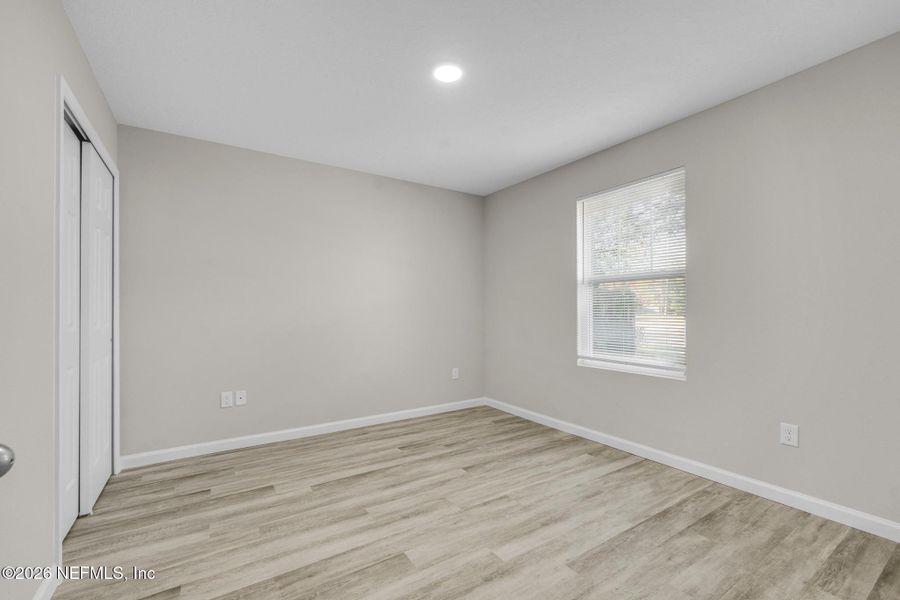 Spacious, unfurnished interior of a new home in , Jacksonville (Image 31).