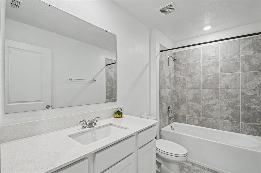 Furnished interior view inside a new home in Cascades, Davenport (Image 27).