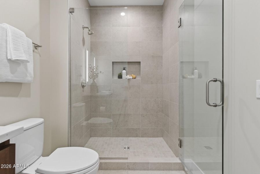 37_19355_N_73rd_Way37_mls