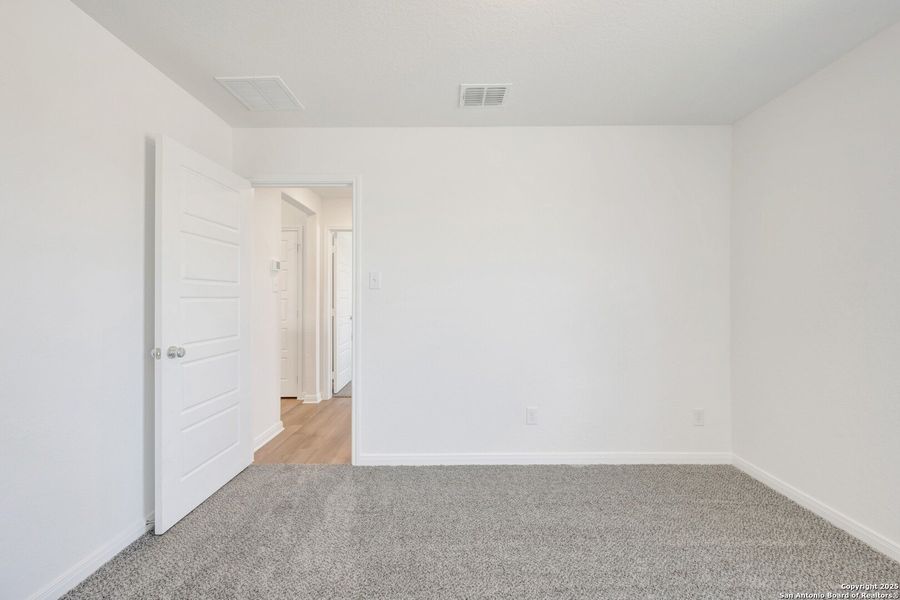 Spacious, unfurnished interior of a new home in Park Place, New Braunfels (Image 13). Spacious, unfurnished interior of a new home in Park Place, New Braunfels (Image 13).