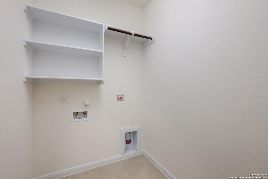 Spacious, unfurnished interior of a new home in Megan's Landing, Castroville (Image 6). Spacious, unfurnished interior of a new home in Megan's Landing, Castroville (Image 6).