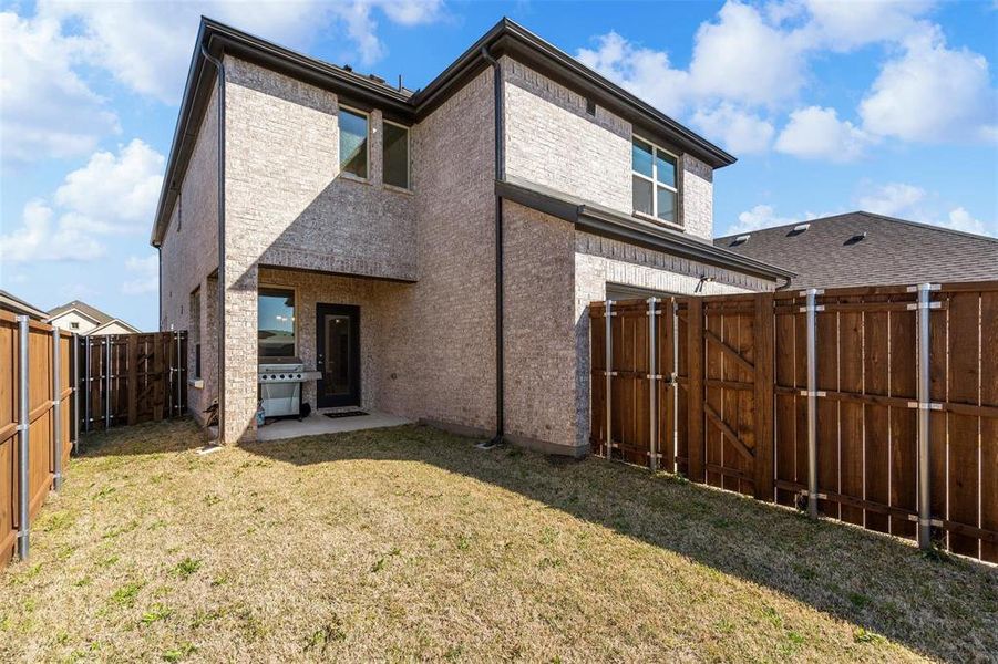 Front exterior of a new home in , Justin, TX, highlighting curb appeal (Image 22). Front exterior of a new home in , Justin, TX, highlighting curb appeal (Image 22).