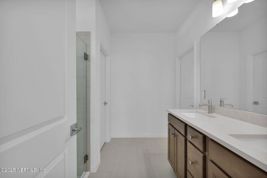 Furnished interior view inside a new home in Bradley Creek, Green Cove Springs (Image 14).