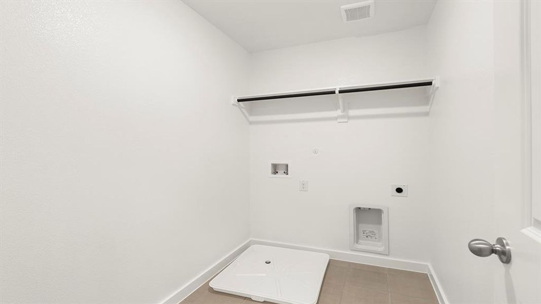 19. 1432 Waterford - Utility