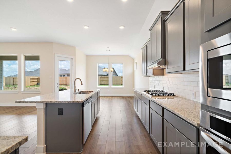 Furnished interior view inside a new home in Lago Mar, Texas City (Image 10).