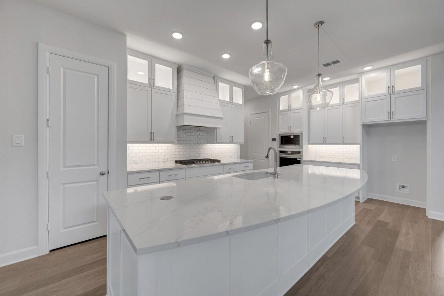 Furnished interior view inside a new home in Riceland - Summit Collection, Mont Belvieu (Image 3).