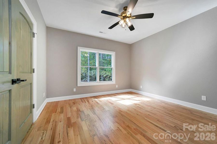 Spacious, unfurnished interior of a new home in , Brevard (Image 34).