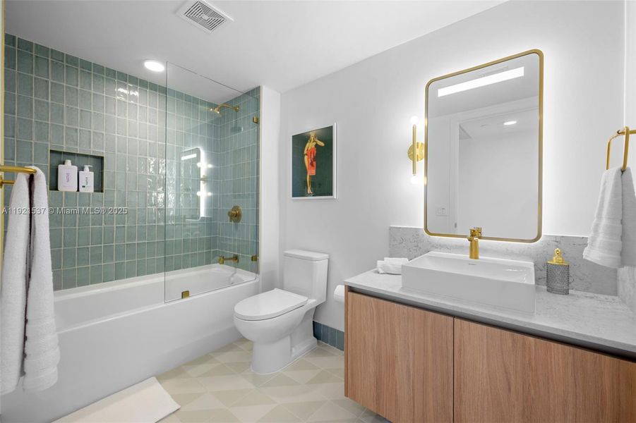 Furnished interior view inside a new home in Gale Hotel & Residences Miami (former Natiivo), Miami (Image 14).